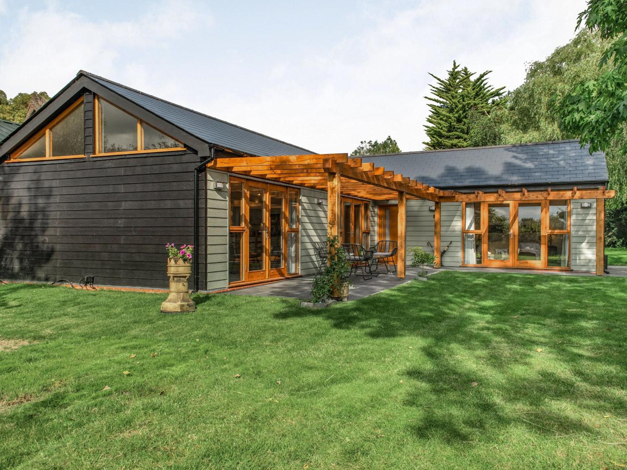 North Farm Lodge East Mersea Exterior photo